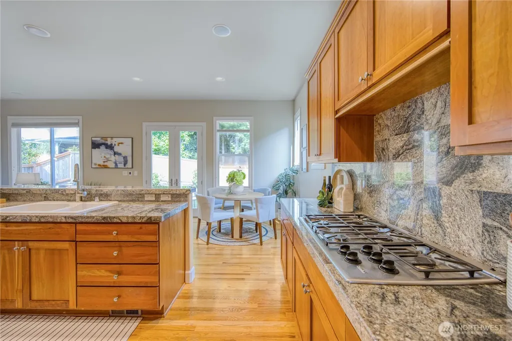 6432 166th Place SE Bellevue WA 98006