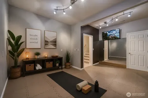6432 166th Place SE Bellevue WA 98006