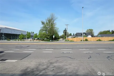 525 W James Street Kent WA 98032