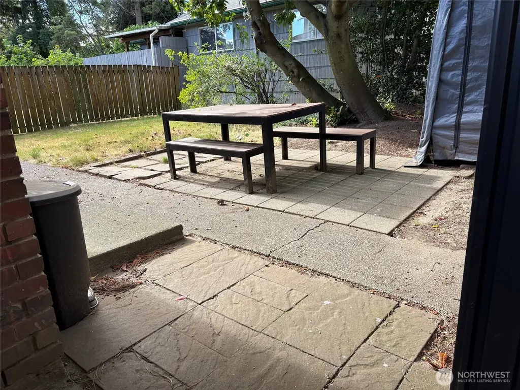 158 S 152nd Street Burien WA 98148