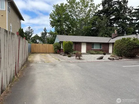 158 S 152nd Street Burien WA 98148