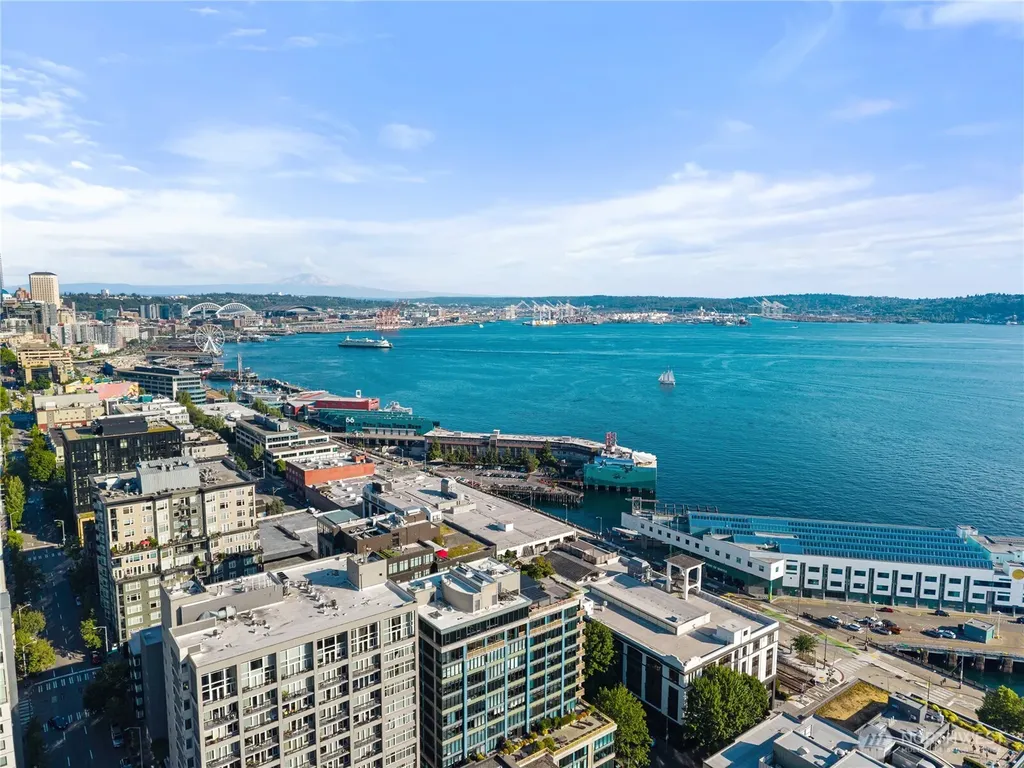 2716 Elliott Avenue Seattle WA 98121