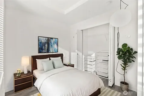 2716 Elliott Avenue Seattle WA 98121
