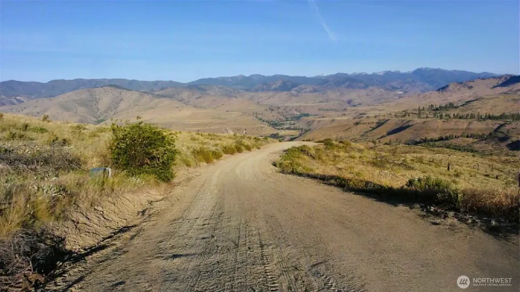 75 High Ranch Road Methow WA 98834
