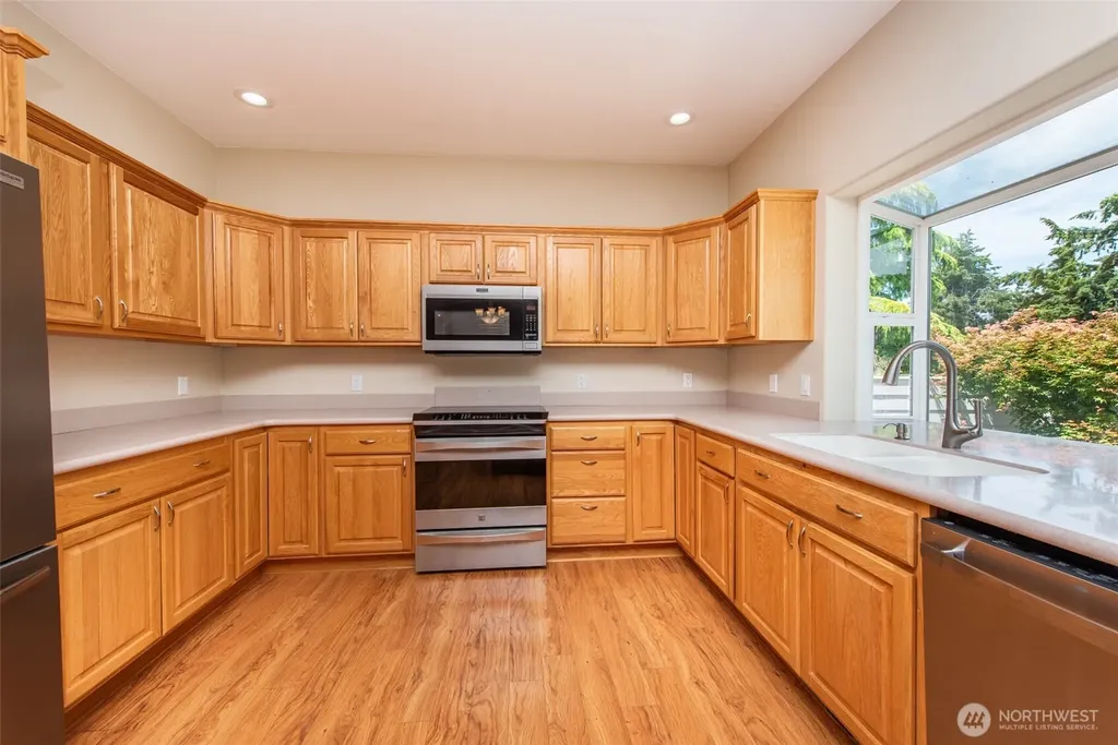 400 Blakely Boulevard Sequim WA 98382