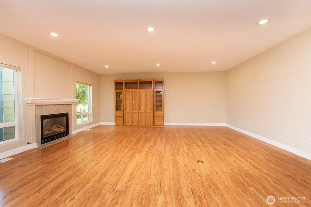 400 Blakely Boulevard Sequim WA 98382