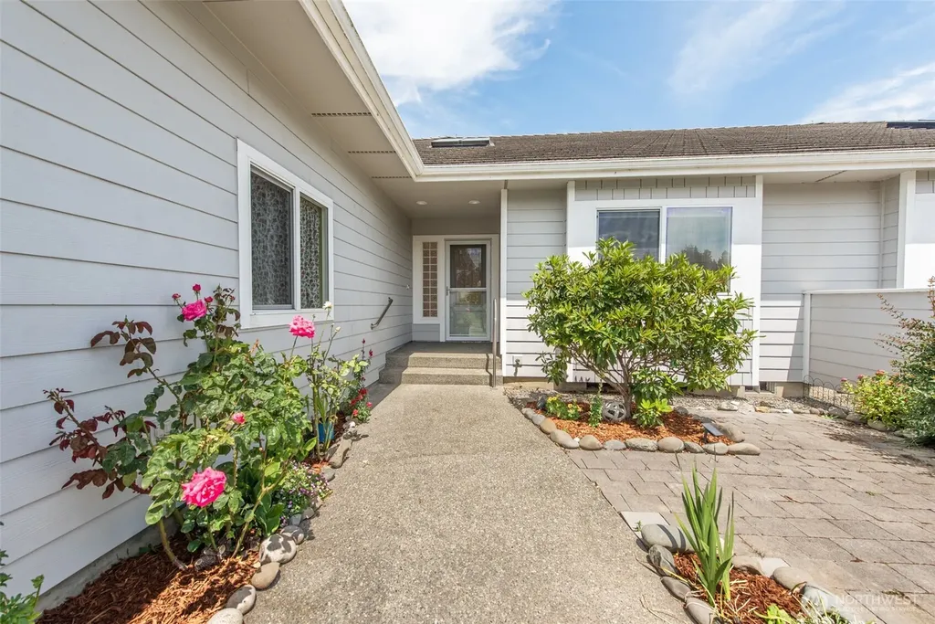 400 Blakely Boulevard Sequim WA 98382