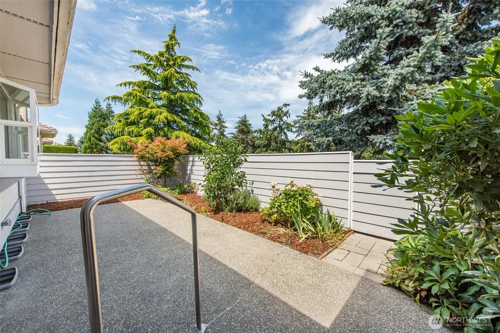 400 Blakely Boulevard Sequim WA 98382