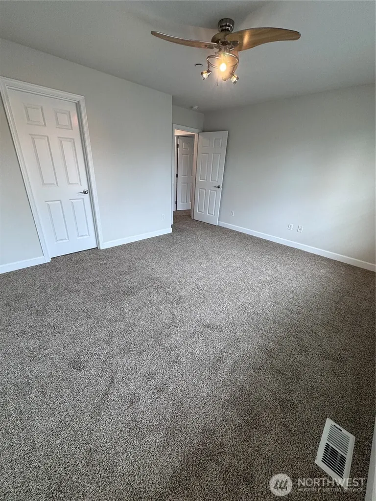 3155 Walker Road Dupont WA 98327