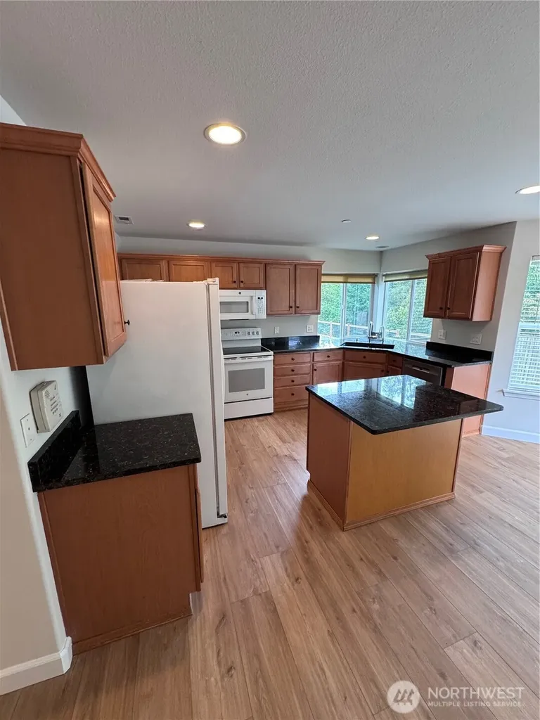 3155 Walker Road Dupont WA 98327