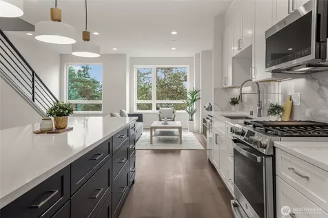 8923 166th Avenue NE Redmond WA 98052