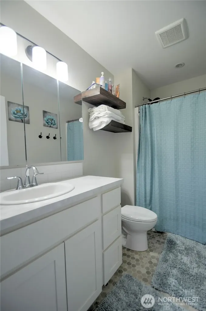 410 Herren Avenue Winlock WA 98596