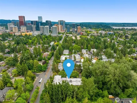 10398 NE 17th Street Bellevue WA 98004