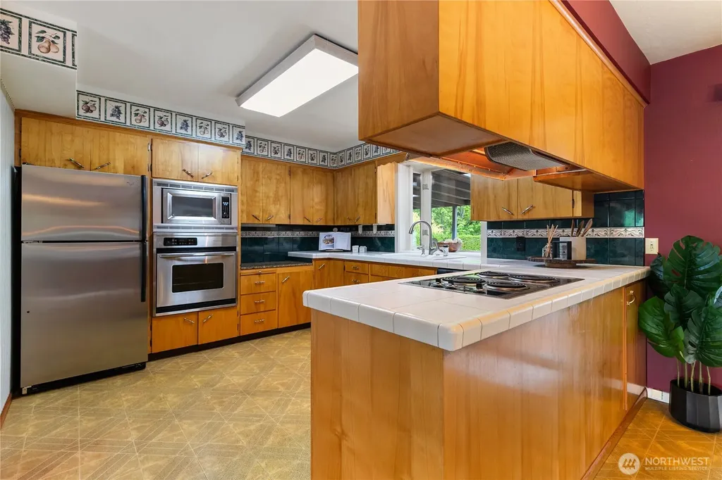 3024 Cherrywood Avenue Bellingham WA 98225