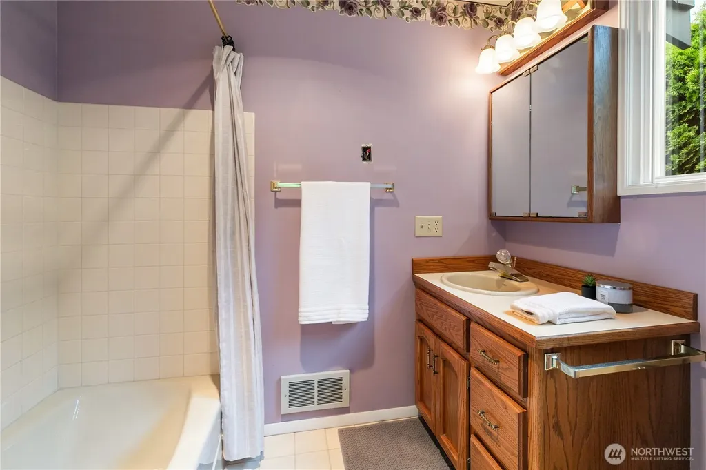 3024 Cherrywood Avenue Bellingham WA 98225