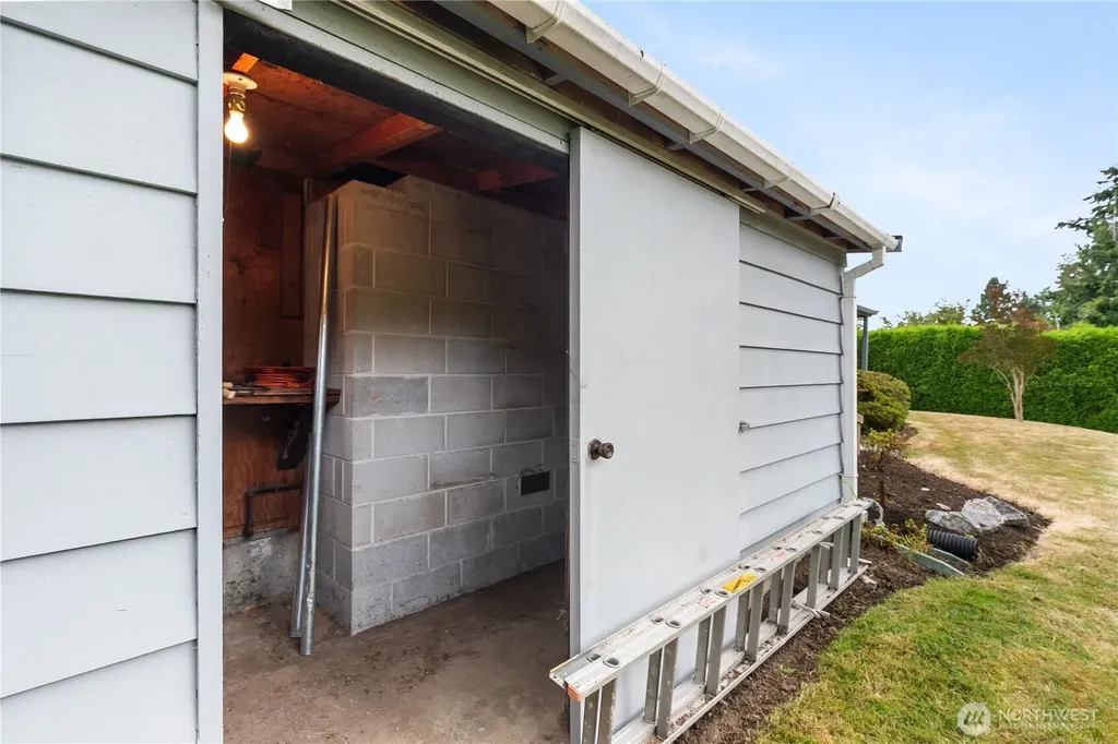 3024 Cherrywood Avenue Bellingham WA 98225
