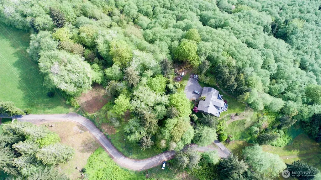 1111 Washington Cemetery Road Raymond WA 98577