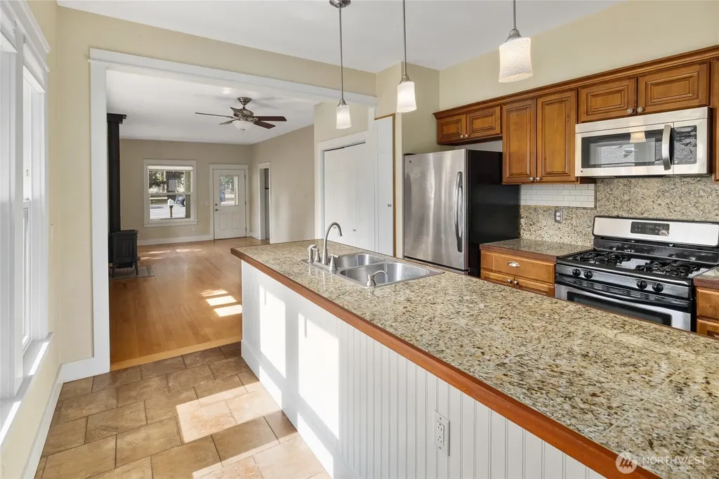 606 W 2nd Street Cle Elum WA 98922