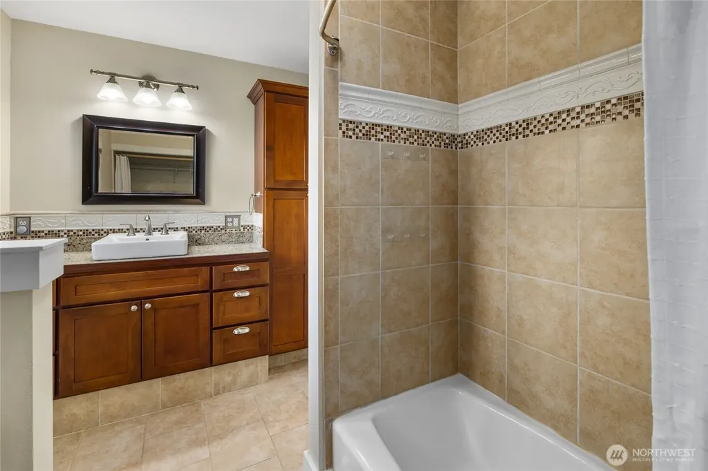 606 W 2nd Street Cle Elum WA 98922