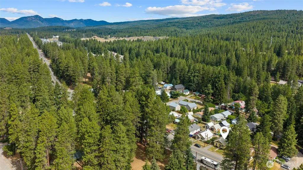 606 W 2nd Street Cle Elum WA 98922