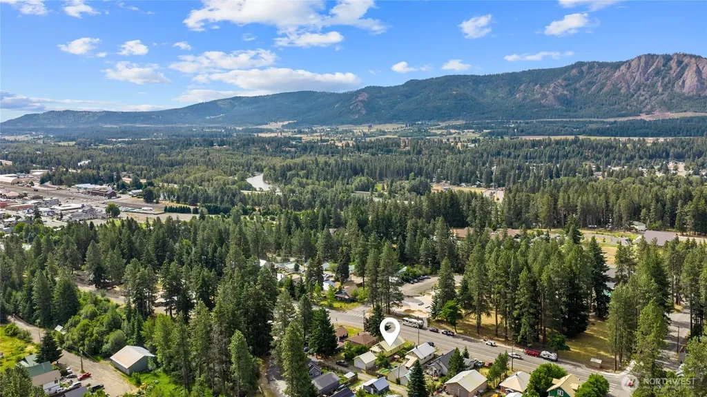 606 W 2nd Street Cle Elum WA 98922