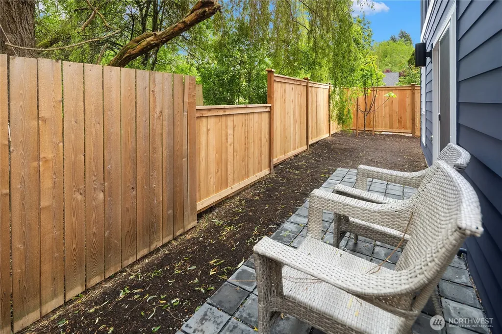 112 29th Avenue E Seattle WA 98112