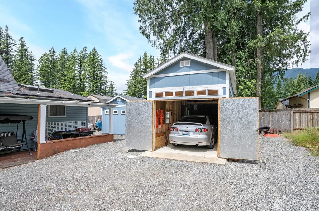 44516 SE 146th Street North Bend WA 98045