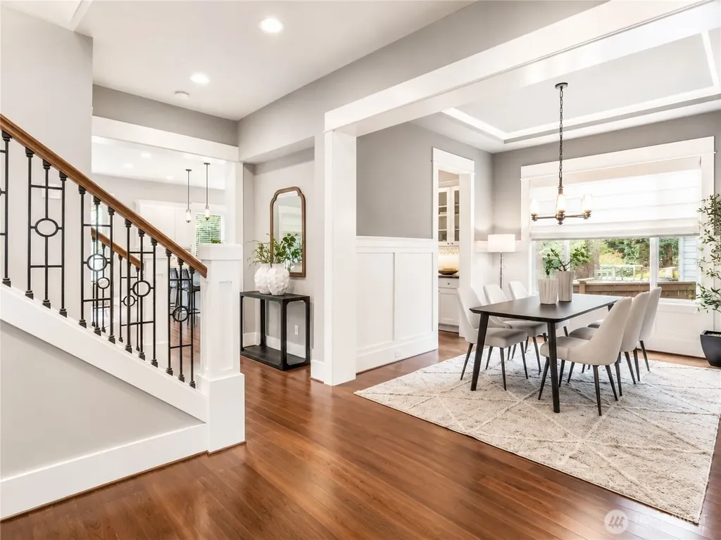 3232 112th Avenue SE Bellevue WA 98004