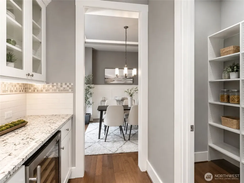 3232 112th Avenue SE Bellevue WA 98004