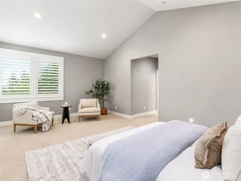 3232 112th Avenue SE Bellevue WA 98004