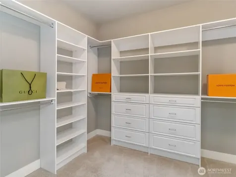 3232 112th Avenue SE Bellevue WA 98004