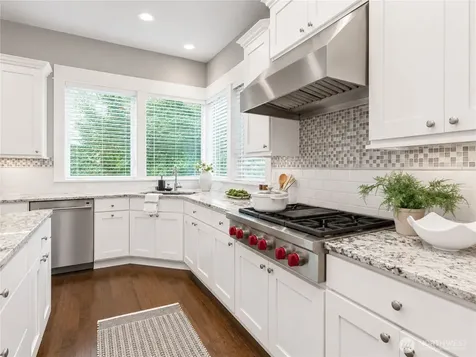 3232 112th Avenue SE Bellevue WA 98004