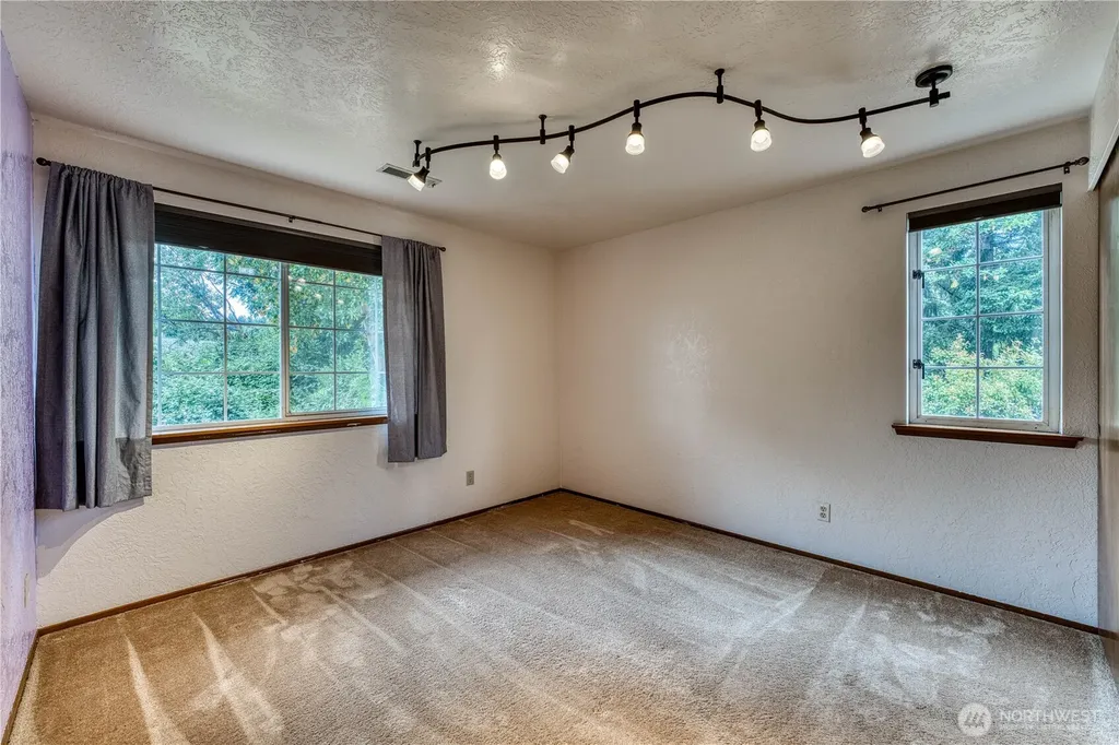 406 Pennie Lane Bremerton WA 98310