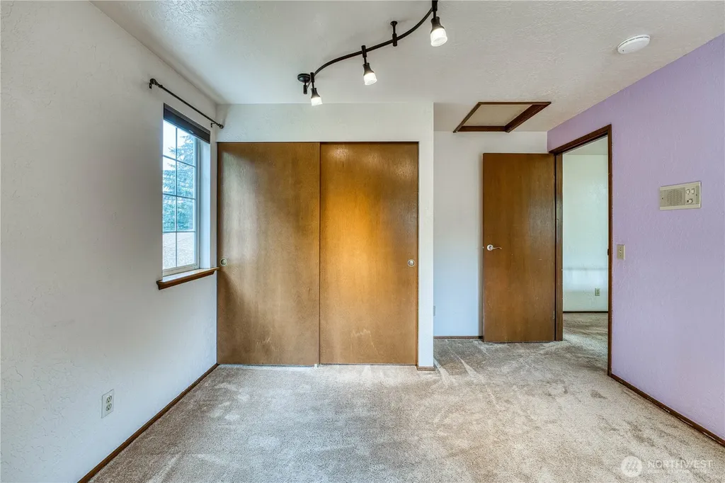 406 Pennie Lane Bremerton WA 98310