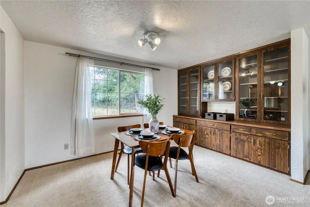 406 Pennie Lane Bremerton WA 98310
