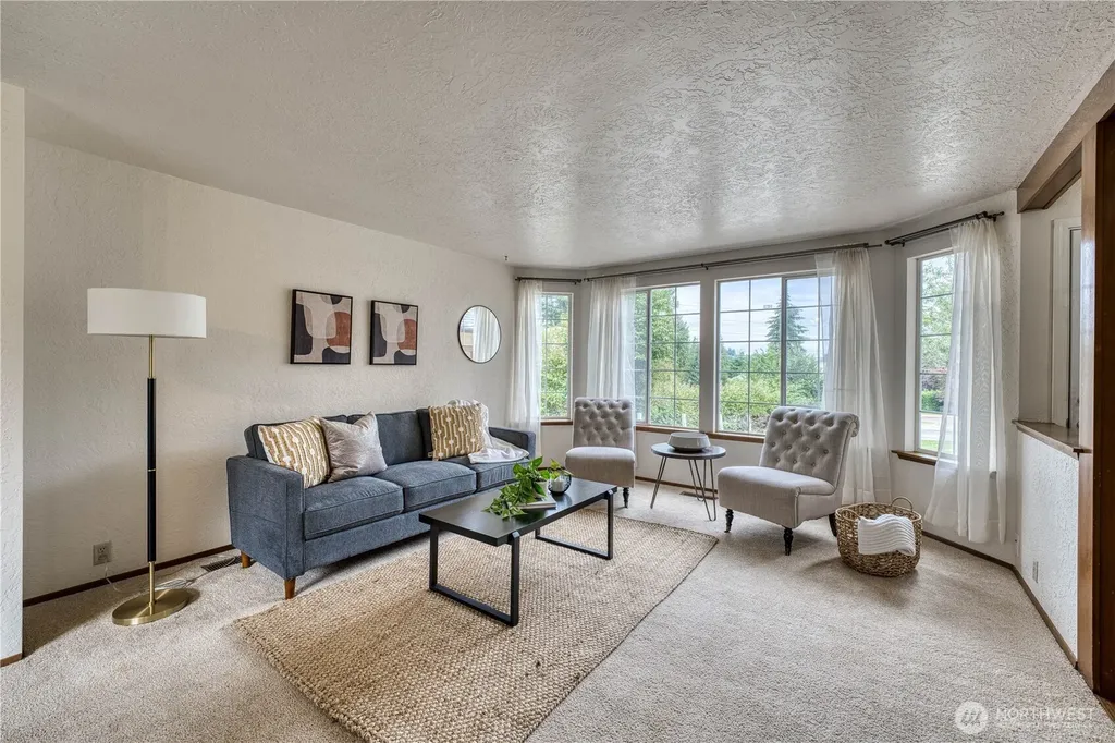 406 Pennie Lane Bremerton WA 98310