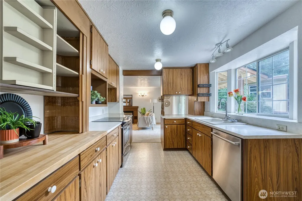 406 Pennie Lane Bremerton WA 98310