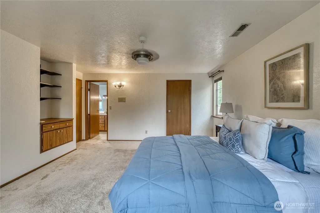 406 Pennie Lane Bremerton WA 98310