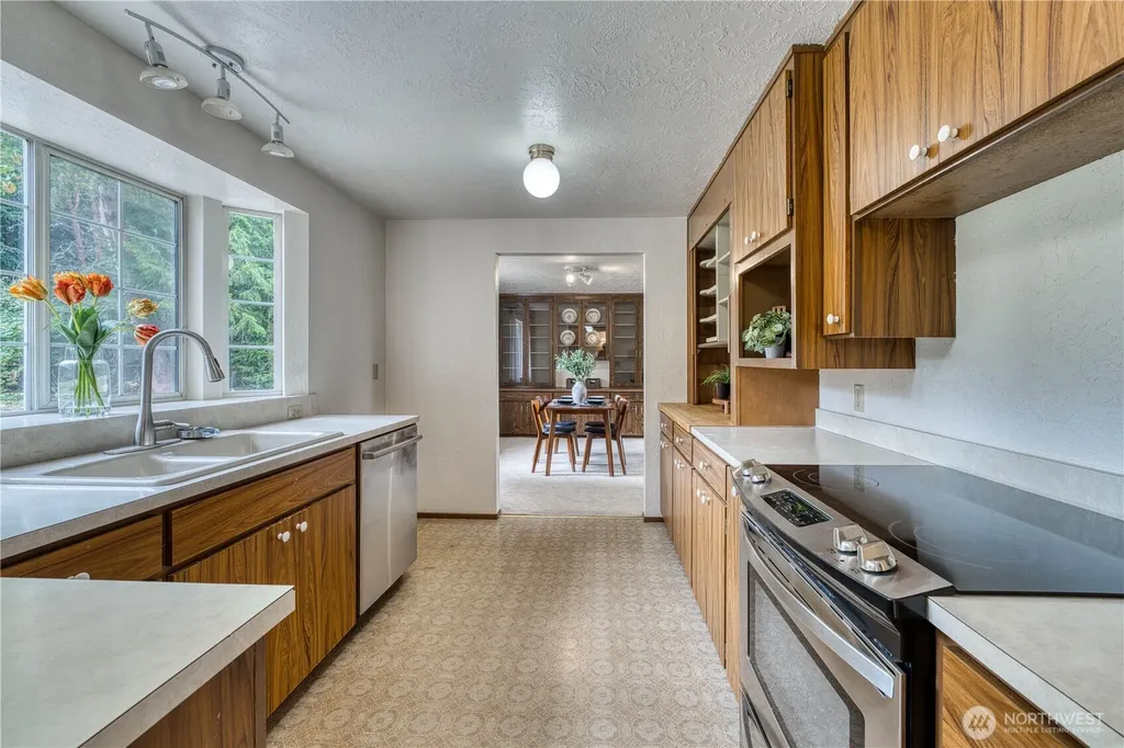 406 Pennie Lane Bremerton WA 98310