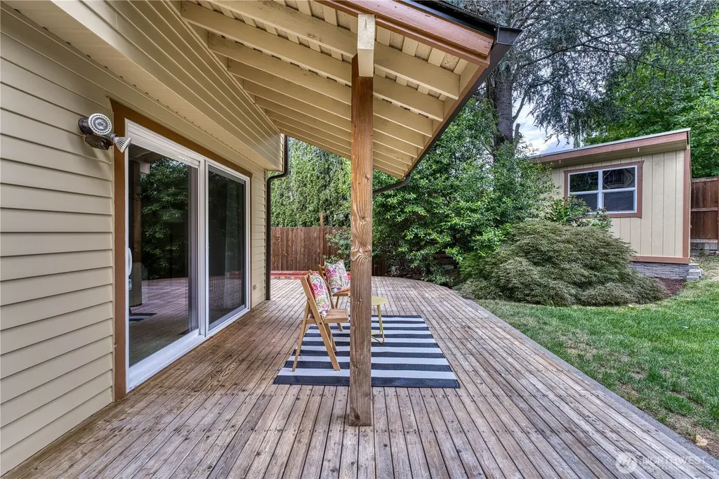 406 Pennie Lane Bremerton WA 98310