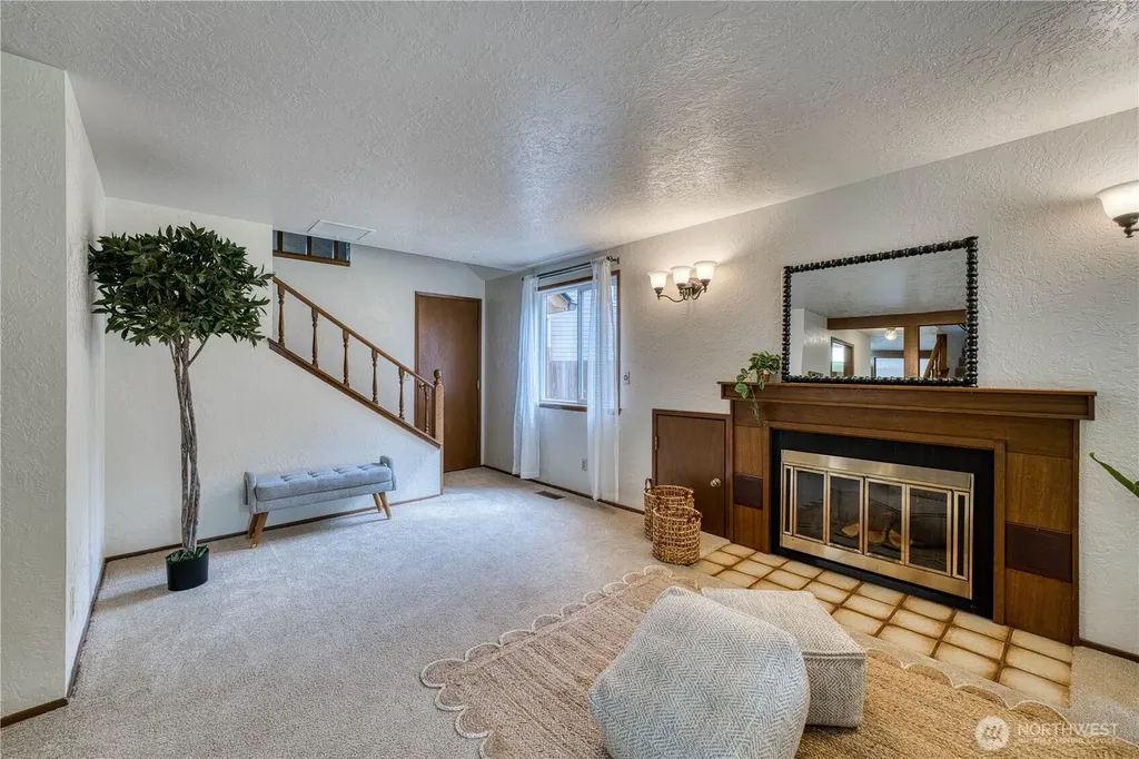 406 Pennie Lane Bremerton WA 98310