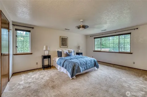 406 Pennie Lane Bremerton WA 98310