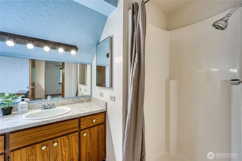 406 Pennie Lane Bremerton WA 98310