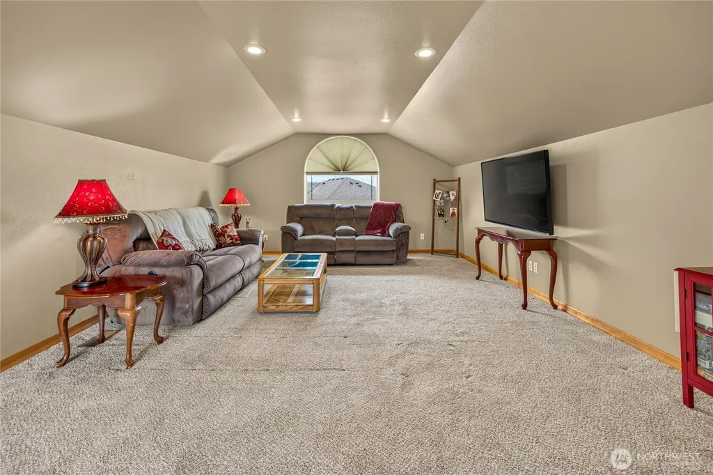 87 Springhill Drive East Wenatchee WA 98802
