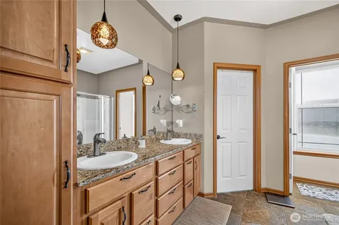 87 Springhill Drive East Wenatchee WA 98802