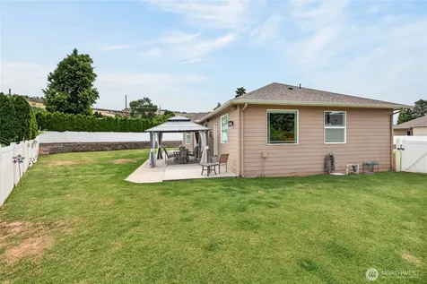 87 Springhill Drive East Wenatchee WA 98802