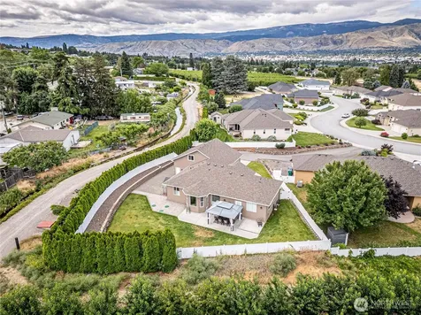 87 Springhill Drive East Wenatchee WA 98802