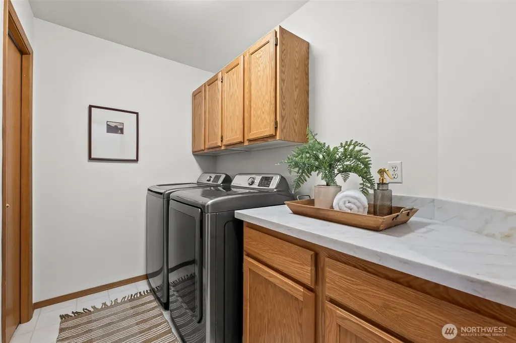 5203 53rd Street W University Place WA 98467