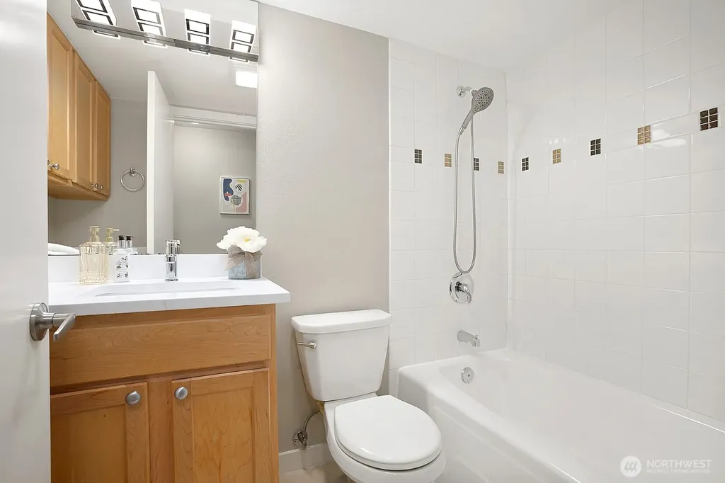 1601 Taylor Avenue N Seattle WA 98109