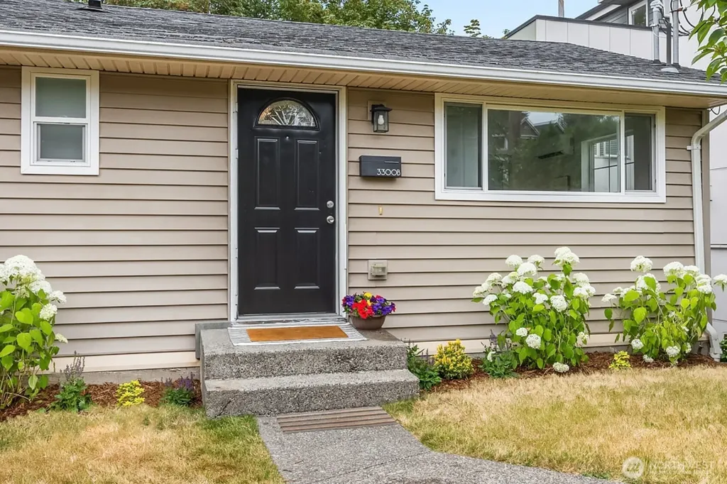 3300 Government Way Seattle WA 98199